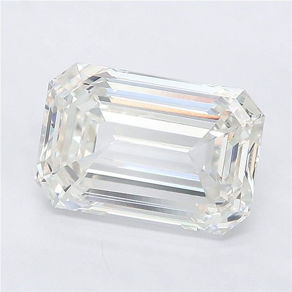 2.52 ct Emerald diamond