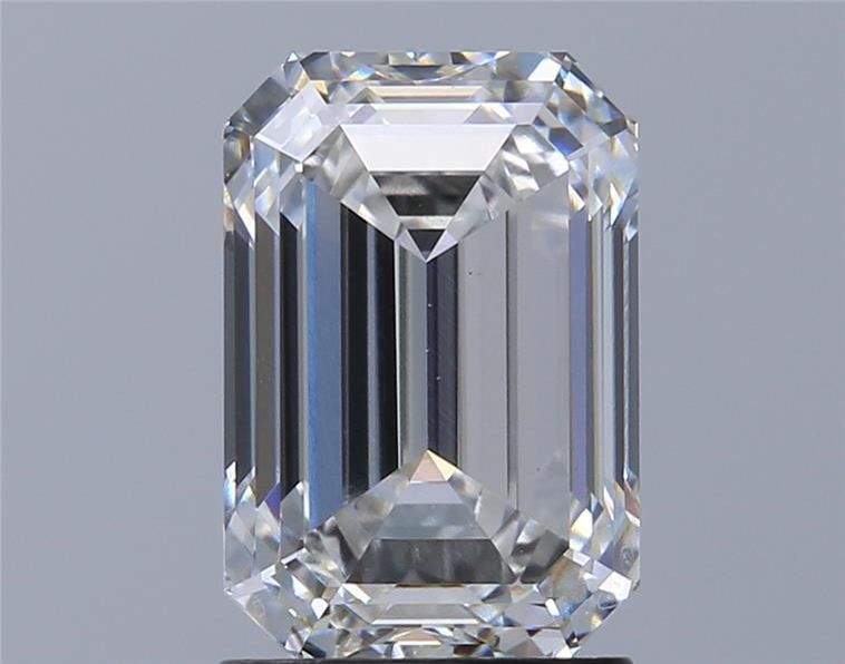 2.20 ct. emerald Lab Grown Diamond front image