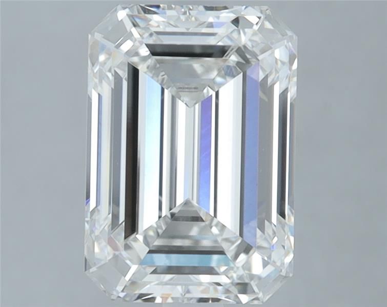 3.20 ct Emerald diamond