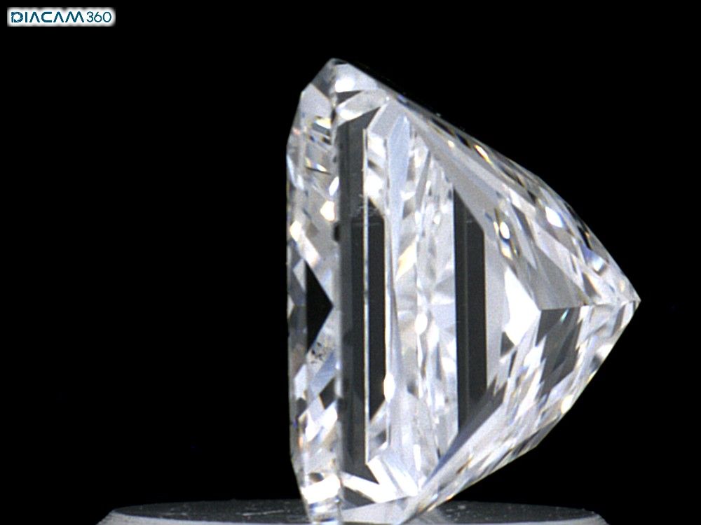 1.22 ct Princess diamond