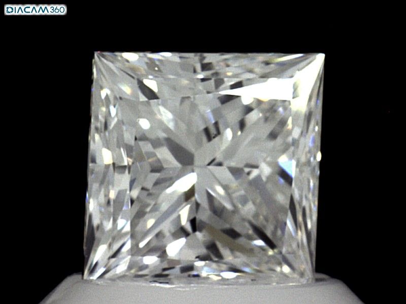 0.90 ct Princess diamond