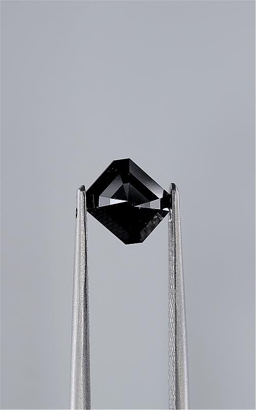 1.19 ct Emerald Diamond
