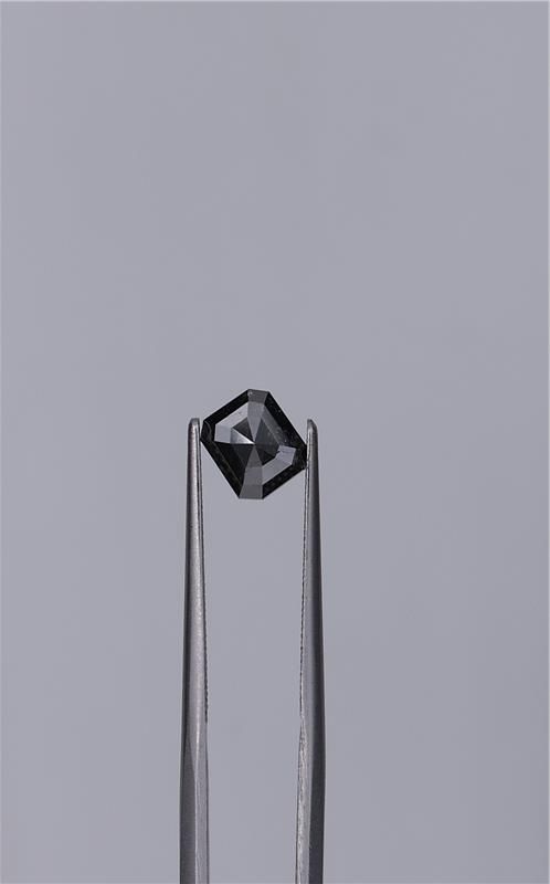 0.99 ct Emerald diamond