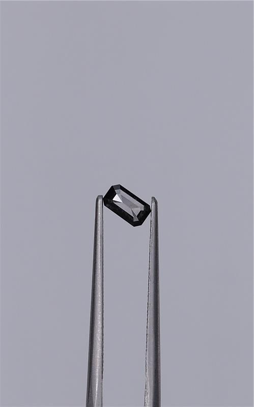 0.30ct Emerald diamond