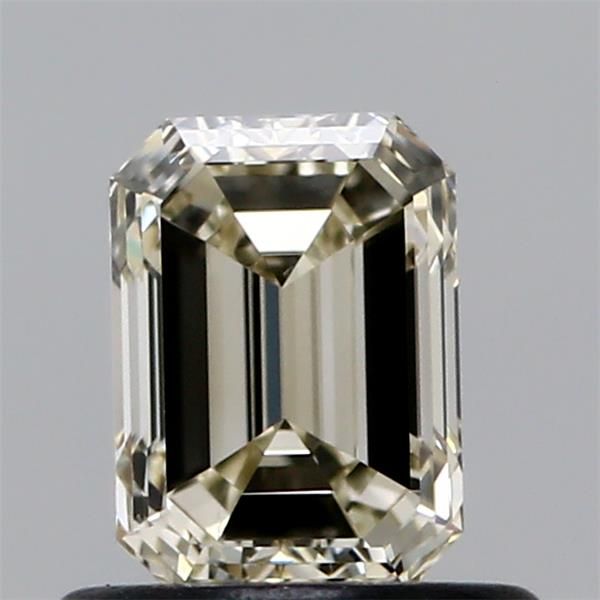 0.70ct Emerald diamond