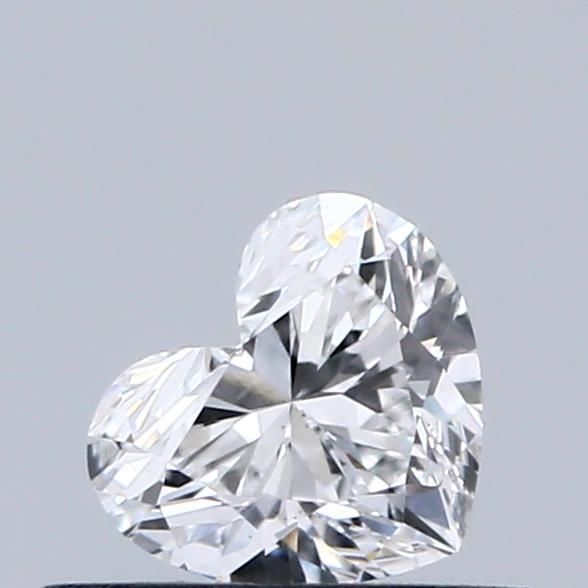 0.4 ct lab-grown Heart Diamond