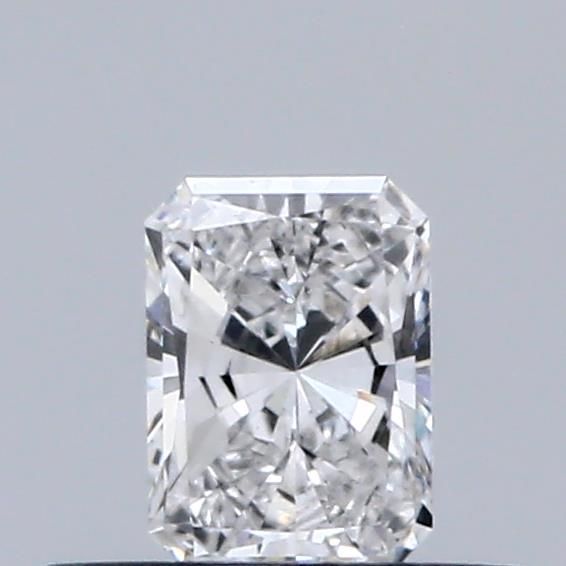 0.31ct Radiant diamond
