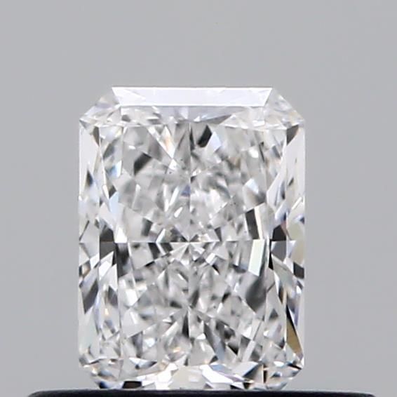 0.44 ct lab-grown Radiant Diamond
