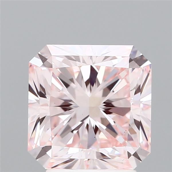3.08 ct Square Radiant diamond