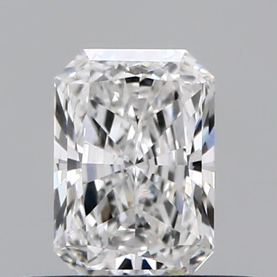 0.47 ct lab-grown Radiant Diamond