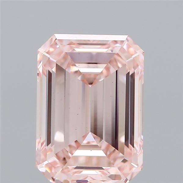 3.07 ct Emerald diamond