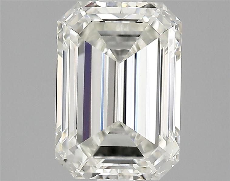 2.01 ct Emerald diamond