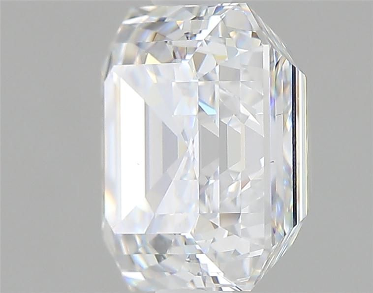 2.09 ct lab-grown Square emerald Diamond