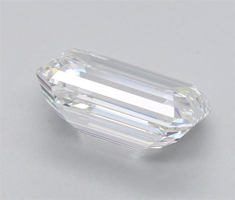 1.49 ct. emerald Lab Grown Diamond front image