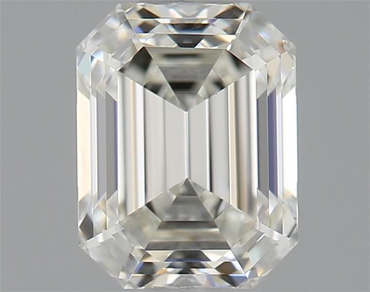 0.7 ct Emerald Diamond