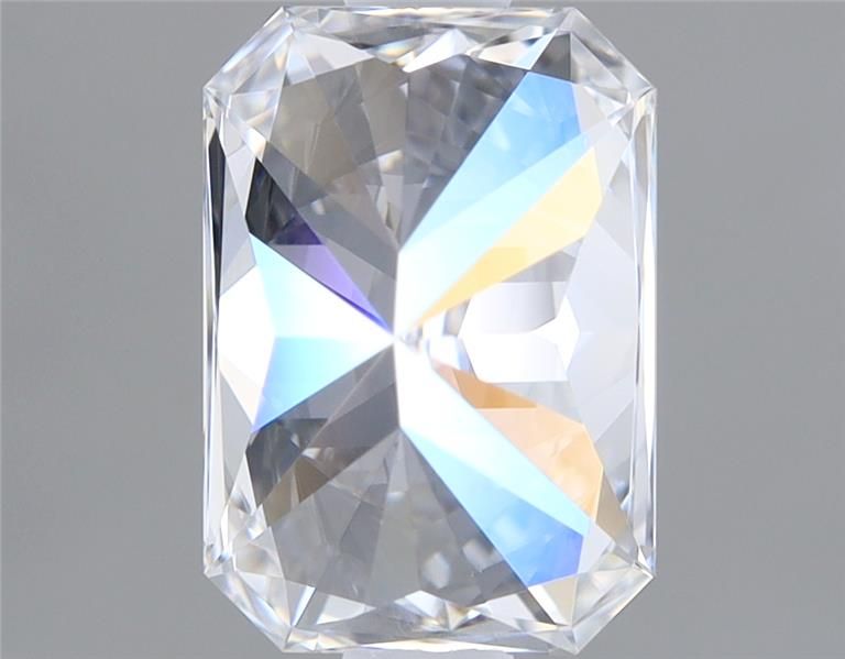 1.04 ct. radiant Lab Grown Diamond front image
