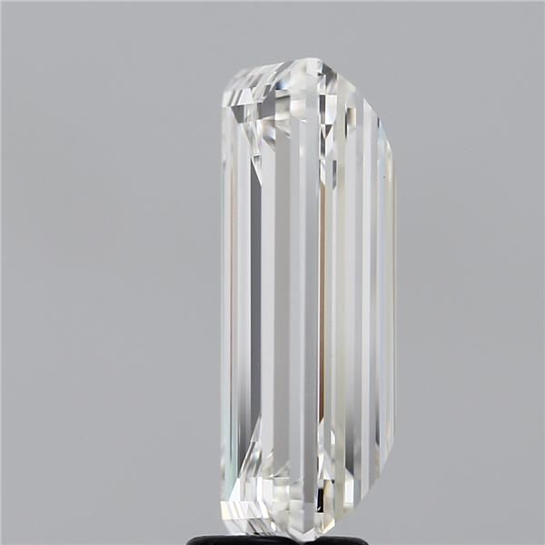 6.77 ct lab-grown Baguette Diamond