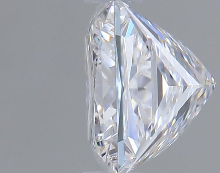 1.22 ct lab-grown Princess Diamond