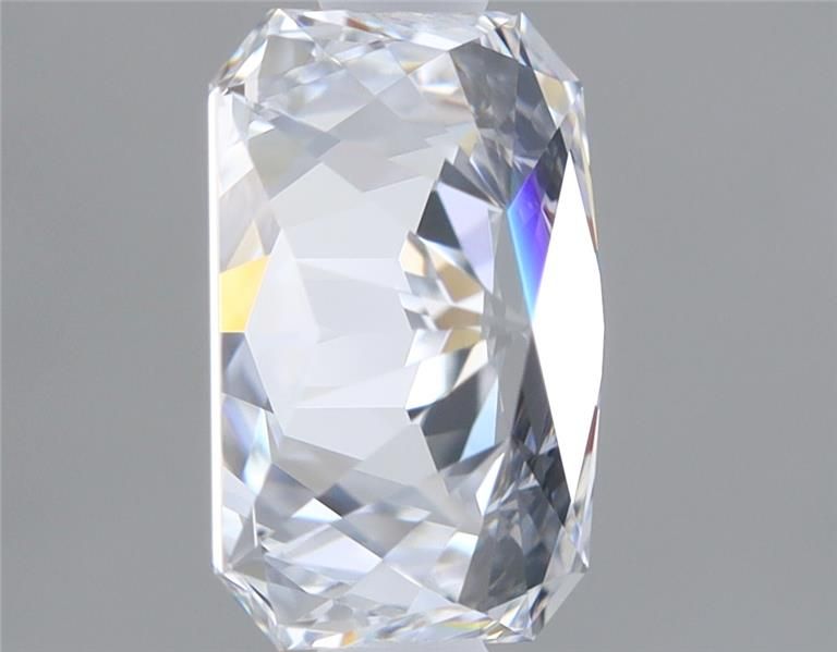 1.05 ct. radiant Lab Grown Diamond front image