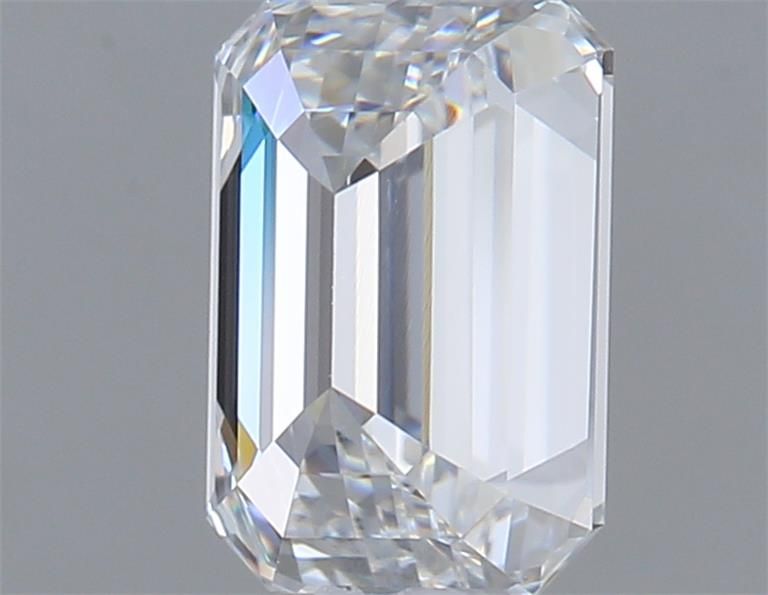 0.99 ct. emerald Lab Grown Diamond front image