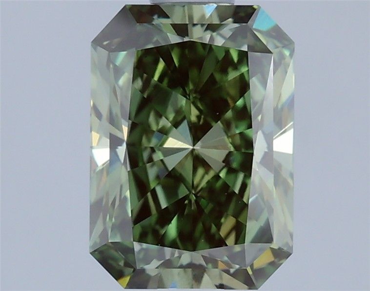 1.39 ct Radiant diamond
