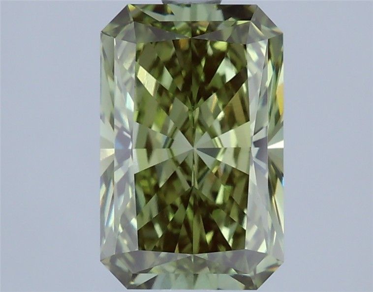 1.79 ct Radiant diamond