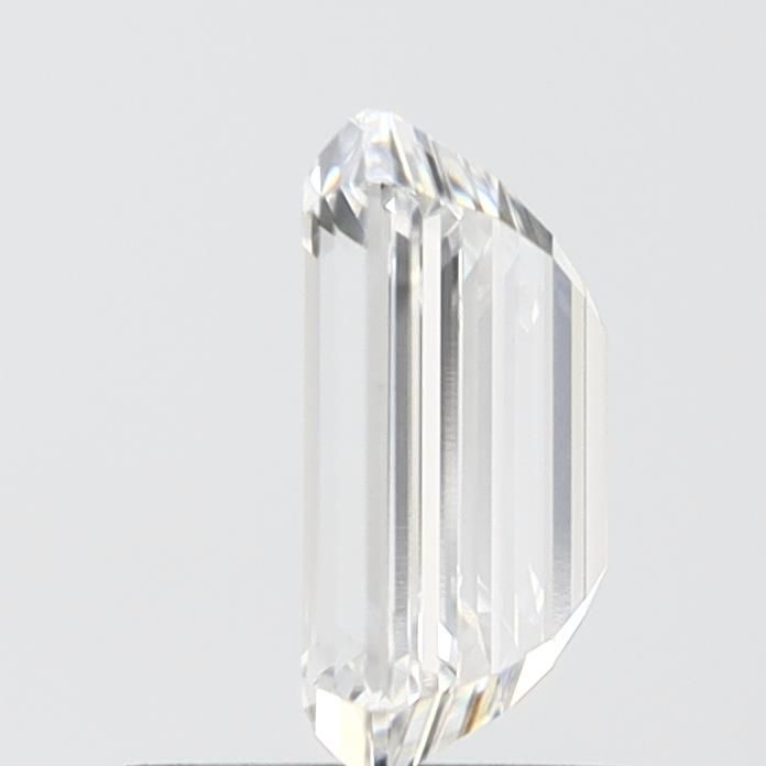 1.40 ct. emerald Lab Grown Diamond front image