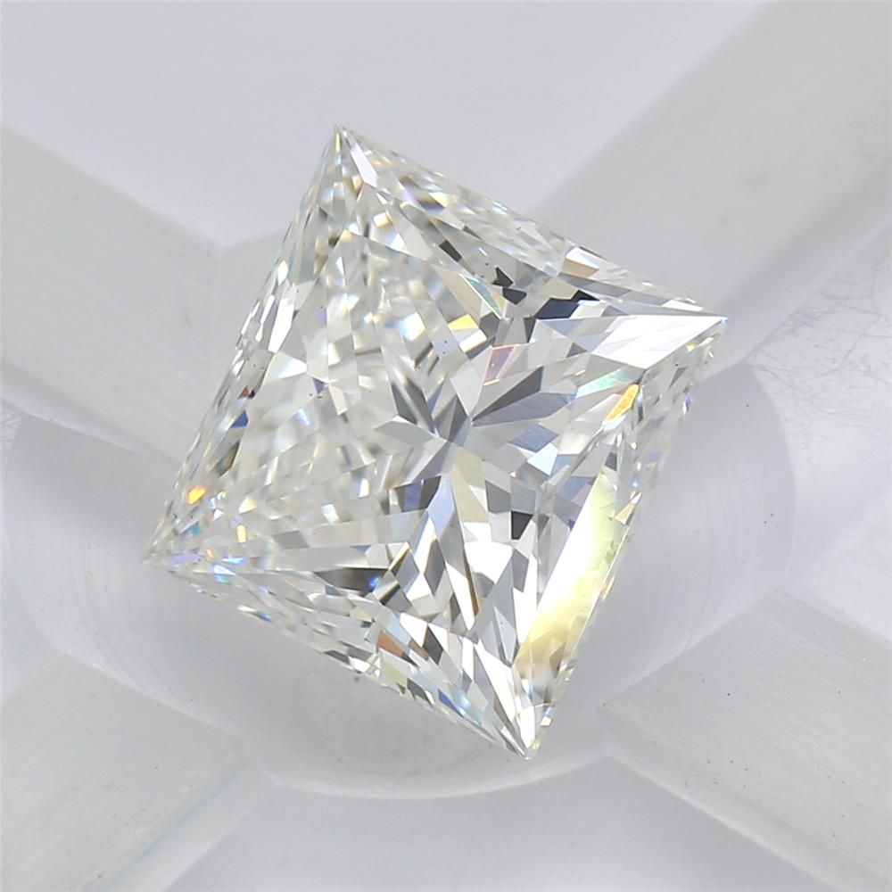 2.88 ct Princess diamond
