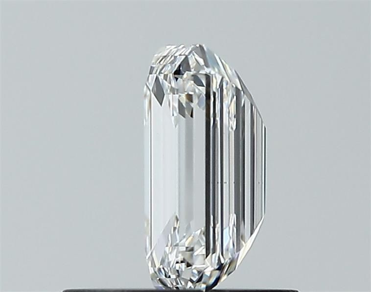0.91 ct. emerald Lab Grown Diamond front image