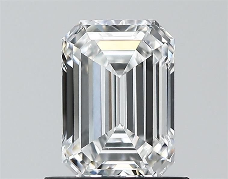 0.94 ct. emerald Lab Grown Diamond front image
