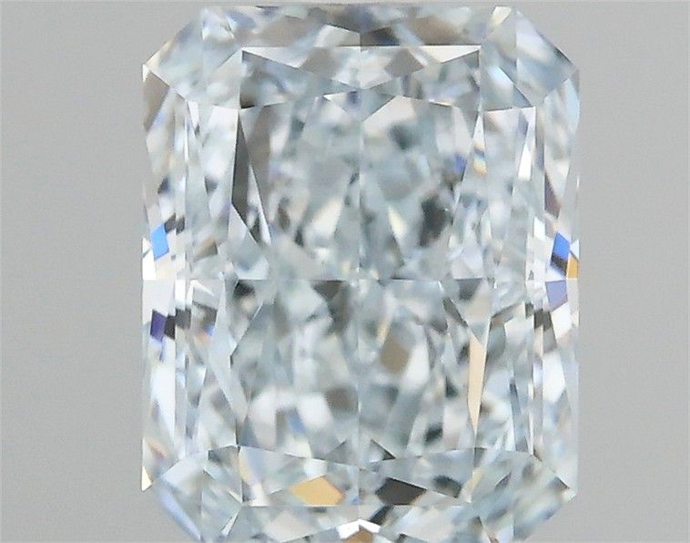 0.66 ct Radiant diamond