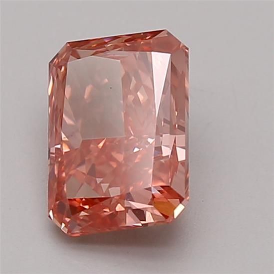 1.44 ct Radiant diamond