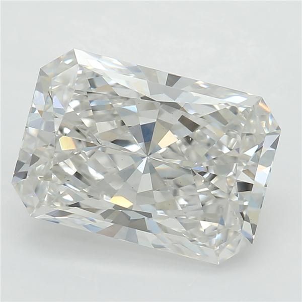 1.77 ct Radiant diamond
