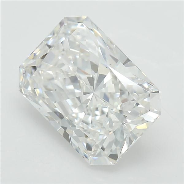 1.69 ct Radiant diamond