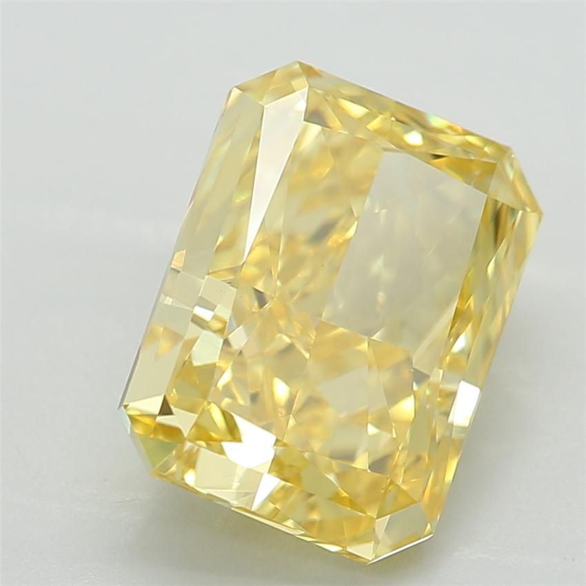 1.89 ct Radiant diamond