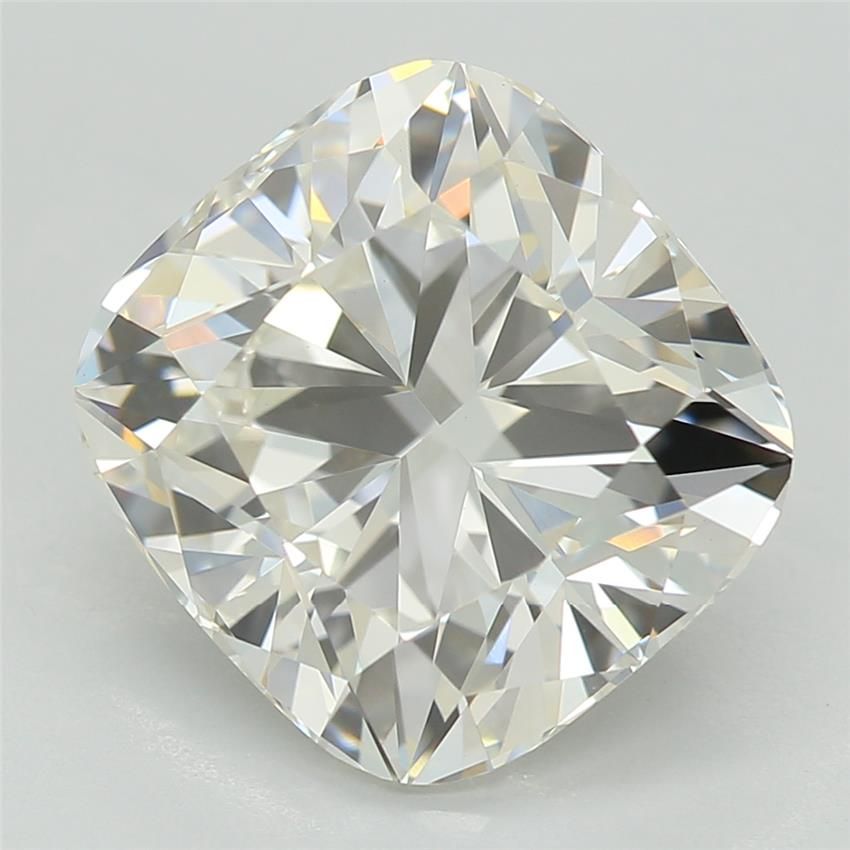 2.82 ct Cushion Modified diamond