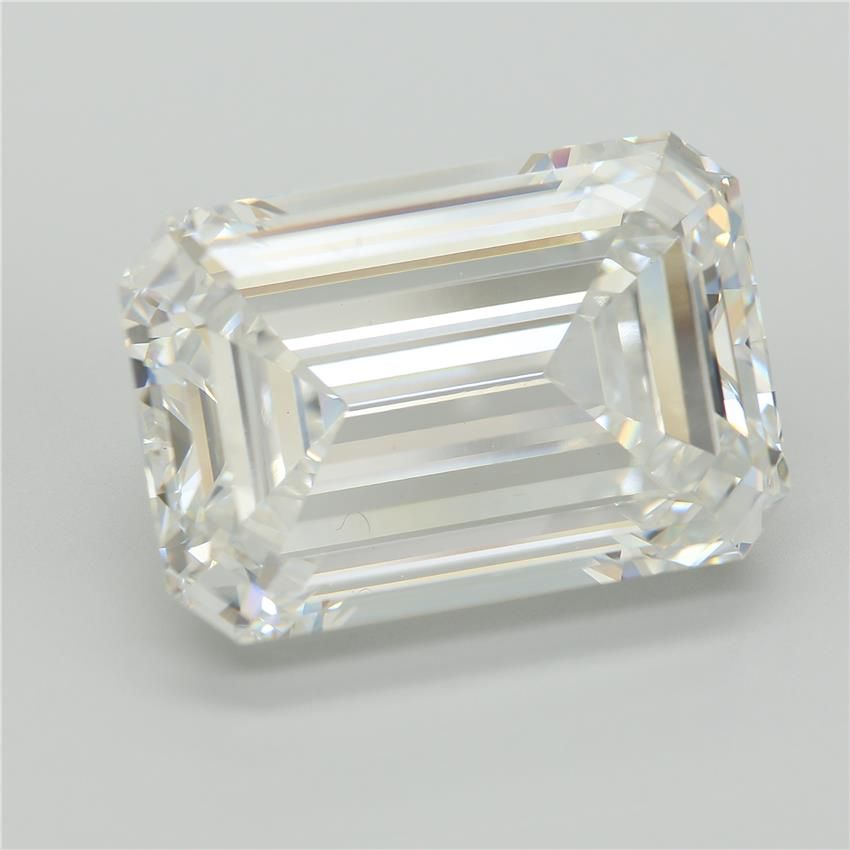 19.53 ct. emerald Lab Grown Diamond front image