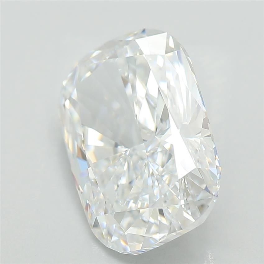 2.01 ct lab-grown Cushion brilliant Diamond