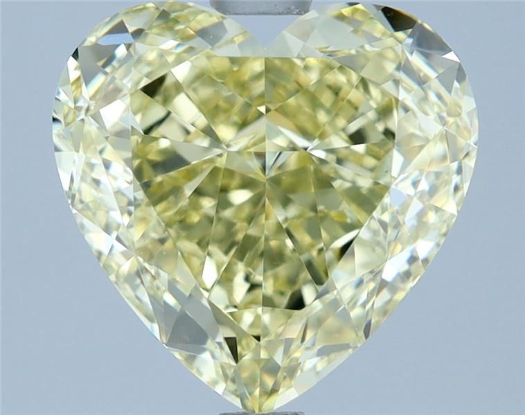 3.01 ct Heart diamond