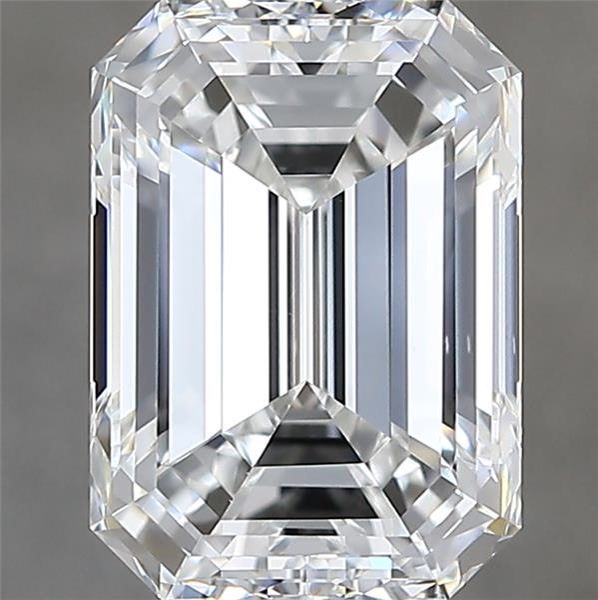 3.20 ct Emerald diamond