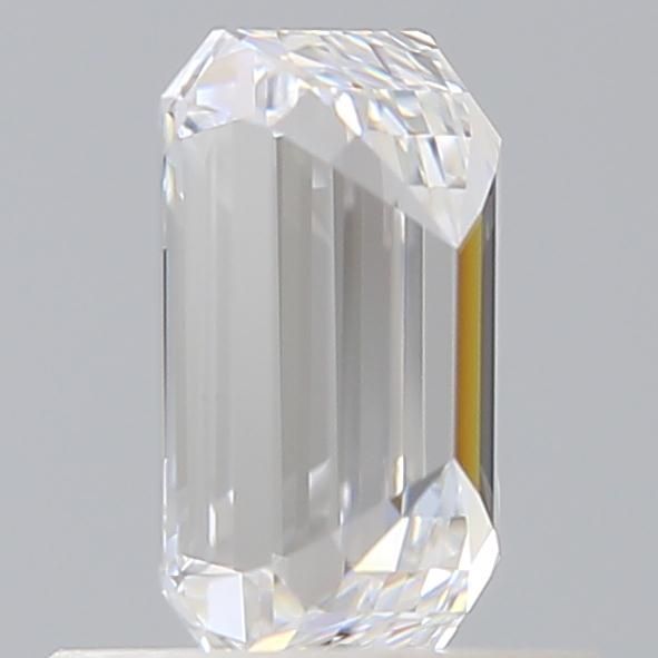 0.95 ct. emerald Lab Grown Diamond front image