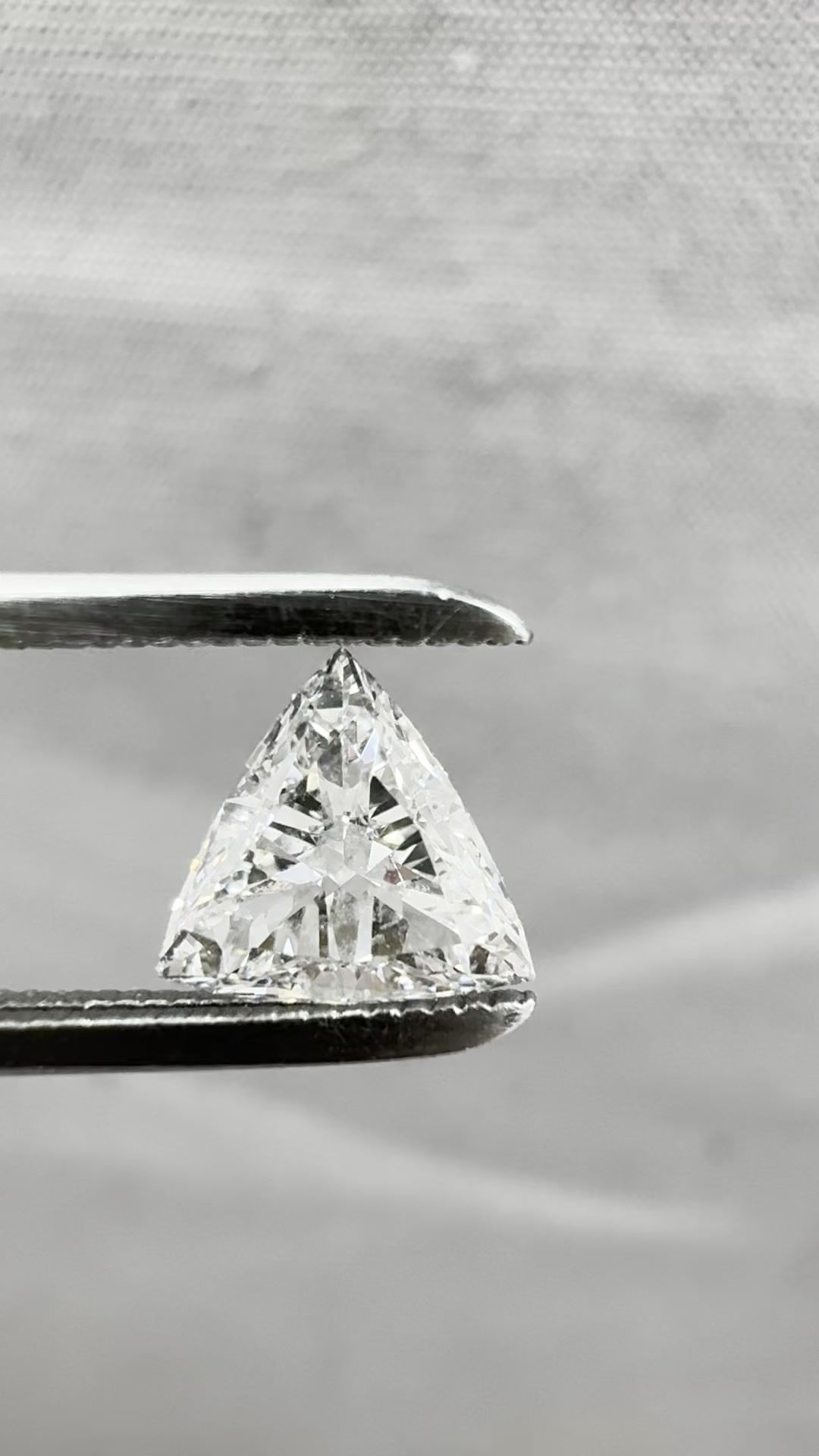 0.5 ct Triangular Diamond