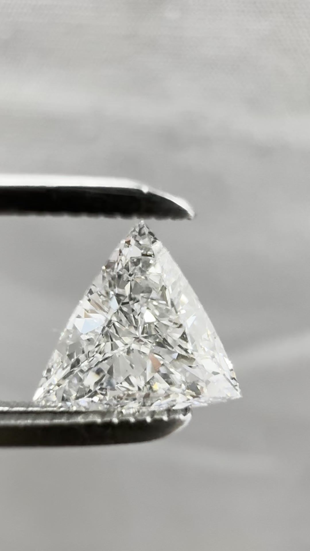 0.5 ct Triangular Diamond
