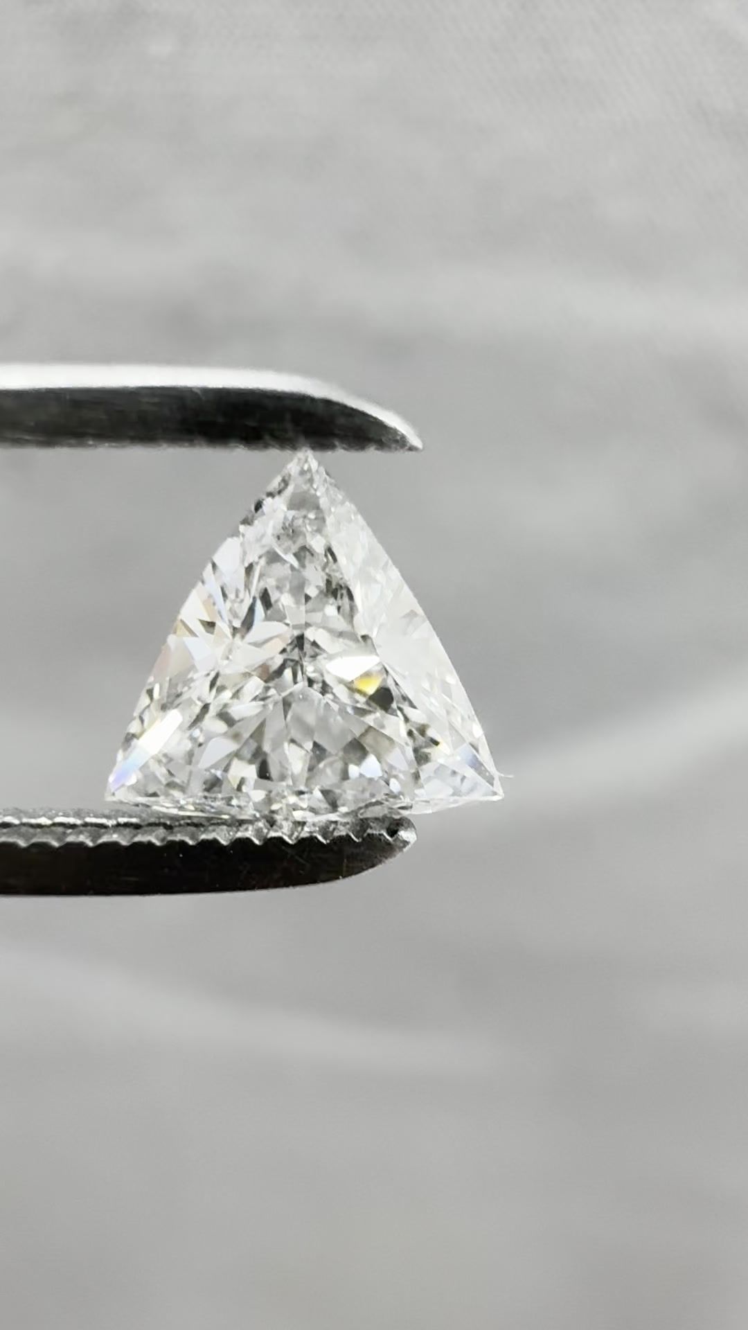 0.5 ct Triangular Diamond