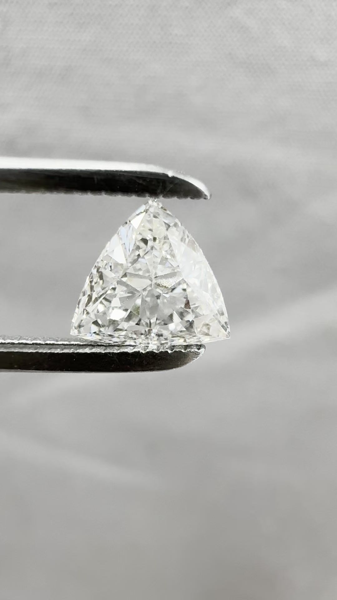 0.5 ct Triangular Diamond