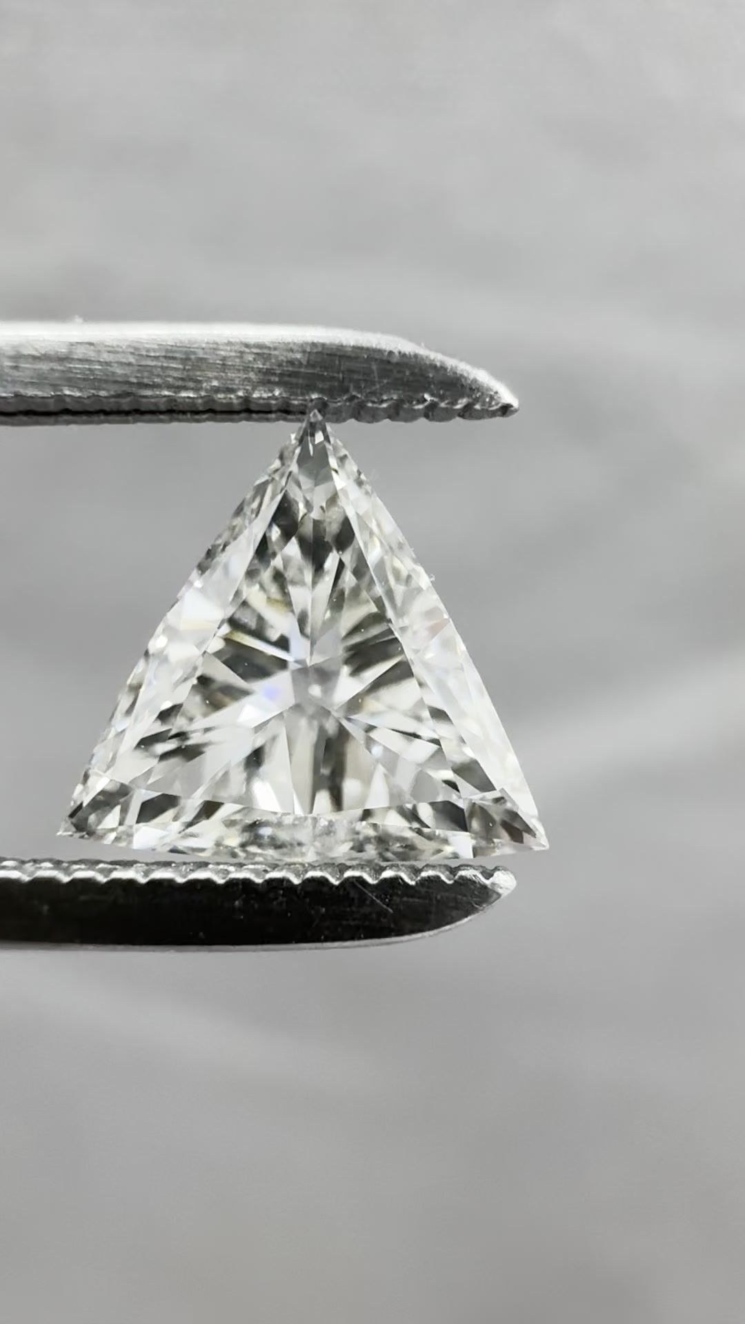 0.5 ct Triangular Diamond
