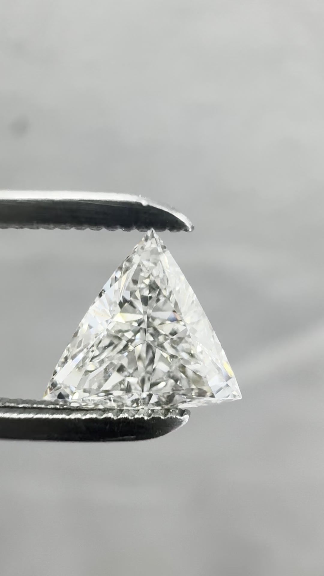 0.51 ct Triangular Diamond