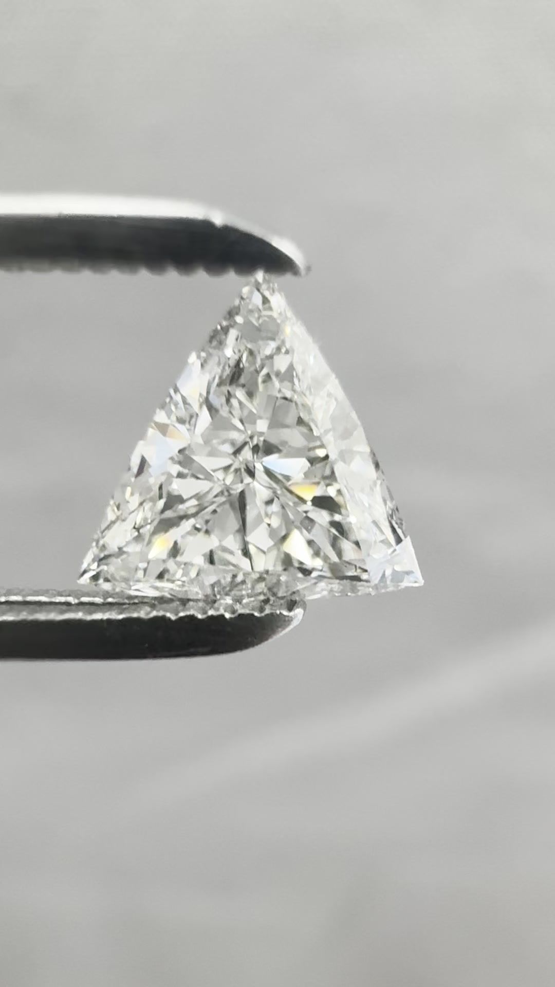 0.51 ct Triangular Diamond