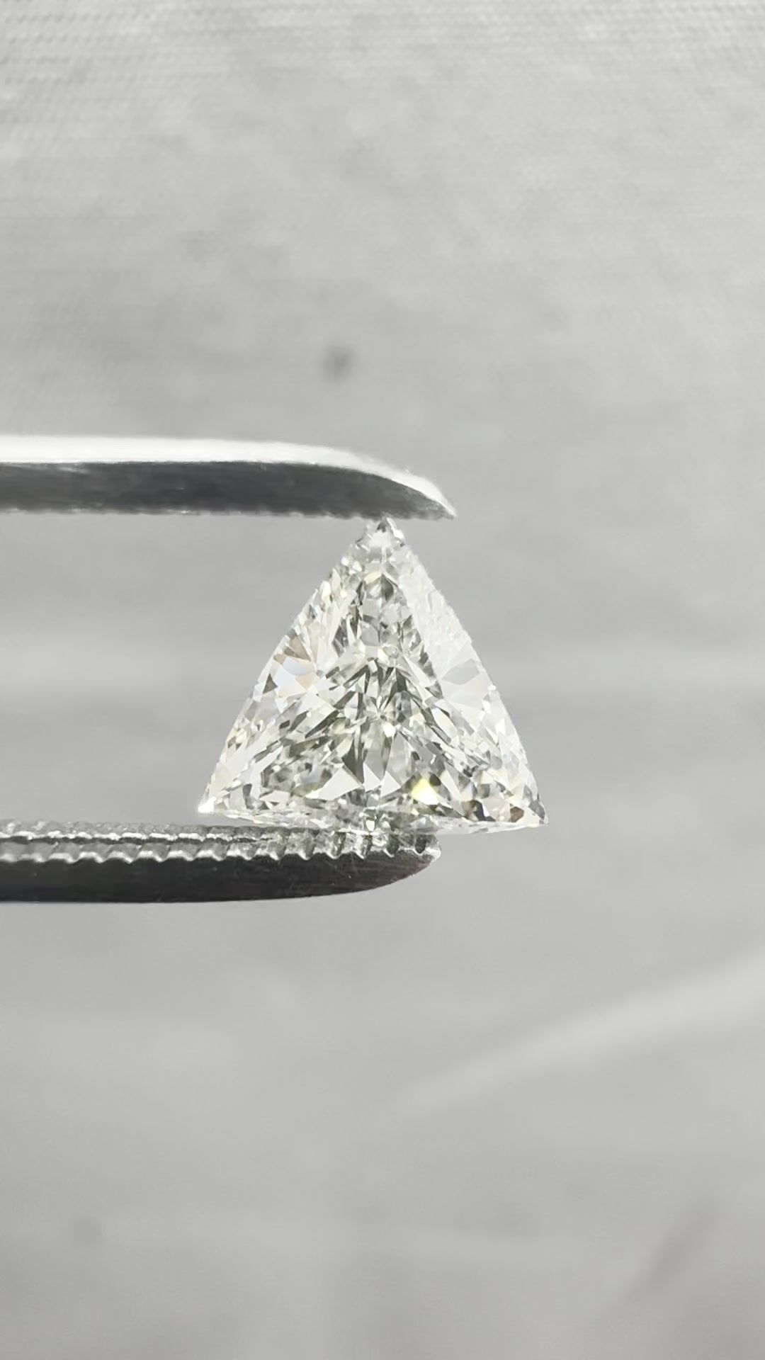 0.51 ct Triangular Diamond