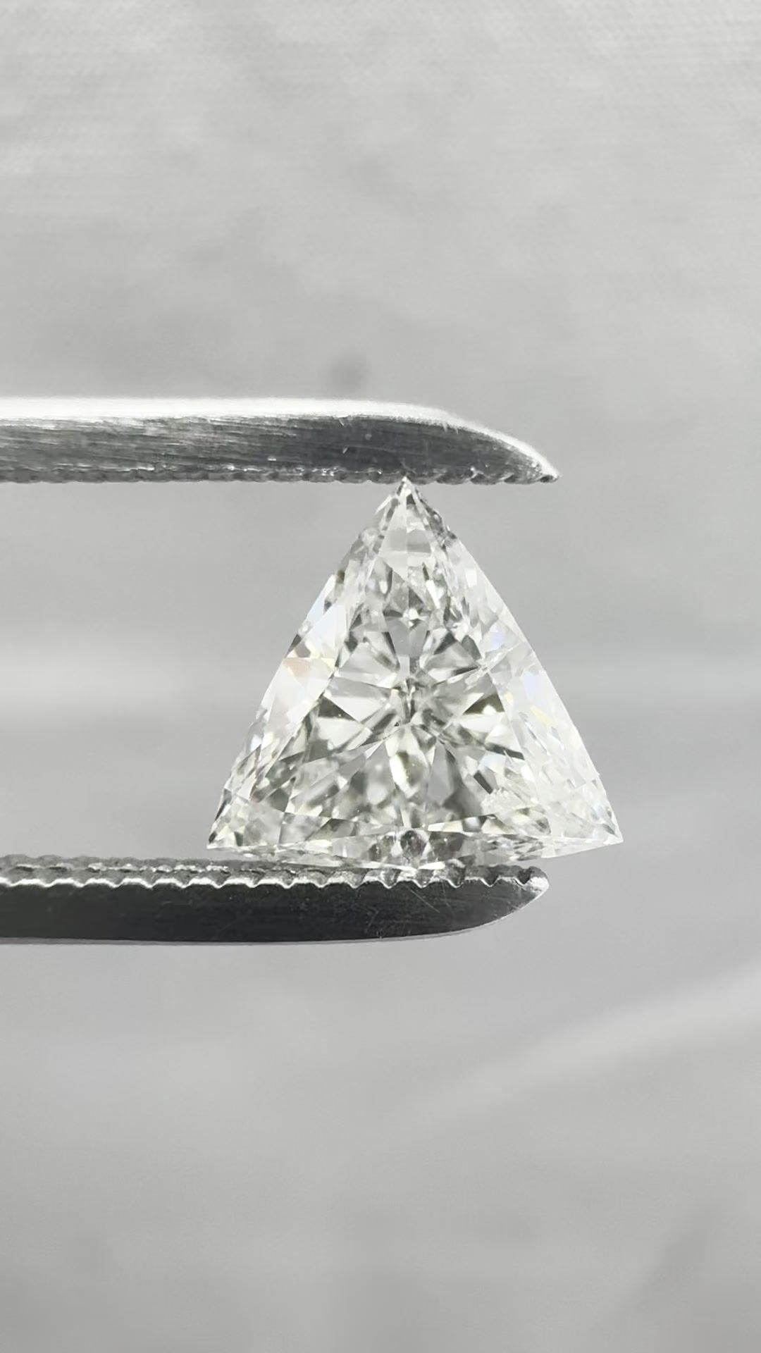 0.51 ct Triangular Diamond